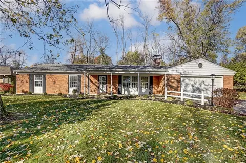 4909 Bofield Dr, Kettering, OH 45429 photo 2