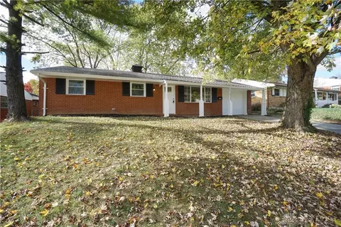 12035 Mallet Dr, Cincinnati, OH 45246 photo 2