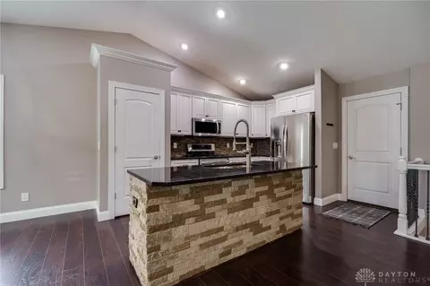 Kitchen - 270 Stanton Dr, Springboro, OH 45066 photo 1 of 4