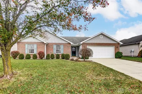 1196 Winchester Dr, Troy, OH 45373