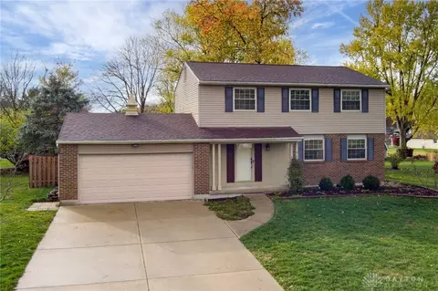 9745 Stonerock Ct, Dayton, OH 45458