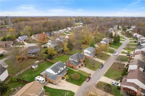 View/Area - 553 Hamblin Dr, Cincinnati, OH 45255 photo 2 of 5