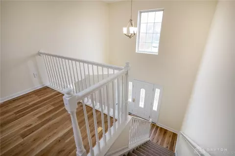 Entry Way - 75 Cambridge Dr, Springboro, OH 45066 photo 4 of 6