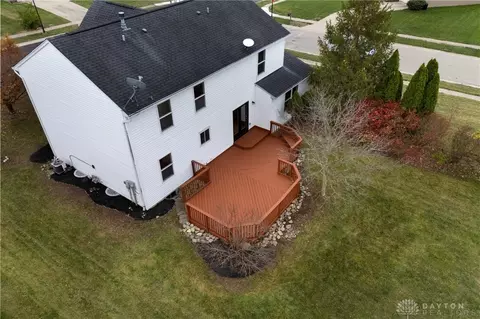Exterior - 75 Cambridge Dr, Springboro, OH 45066 photo 7 of 7