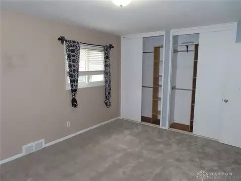 Bedroom - 1622 Marilyn Ave, Kettering, OH 45420 photo 8 of 10