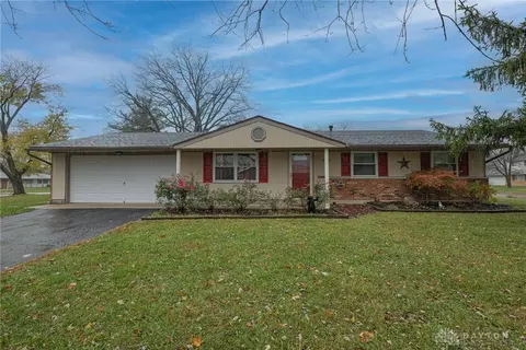 5435 Pitcairn Rd, Huber Heights, OH 45424