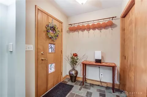 358 Carlyle Cir, Kettering, OH 45429 photo 6