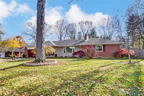 358 Carlyle Cir, Kettering, OH 45429