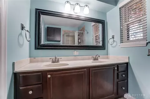 358 Carlyle Cir, Kettering, OH 45429 photo 31