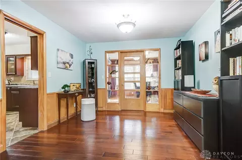 358 Carlyle Cir, Kettering, OH 45429 photo 14