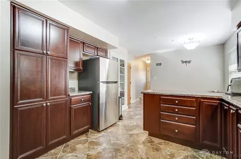358 Carlyle Cir, Kettering, OH 45429 photo 21
