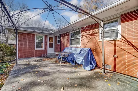 358 Carlyle Cir, Kettering, OH 45429 photo 57
