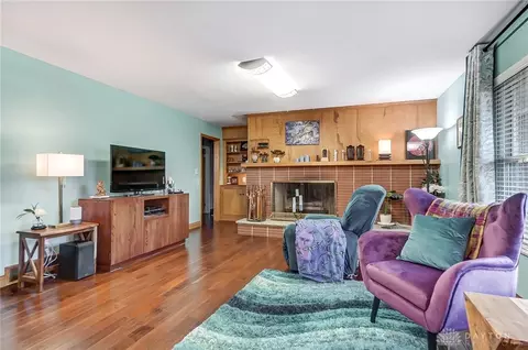 358 Carlyle Cir, Kettering, OH 45429 photo 12
