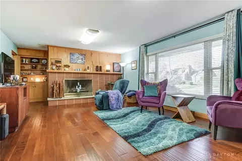 358 Carlyle Cir, Kettering, OH 45429 photo 8
