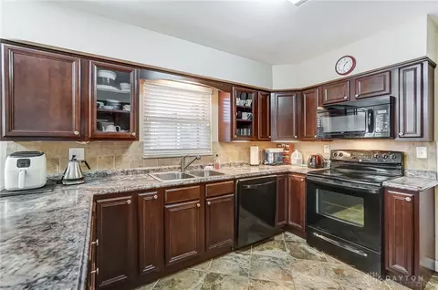 358 Carlyle Cir, Kettering, OH 45429 photo 20