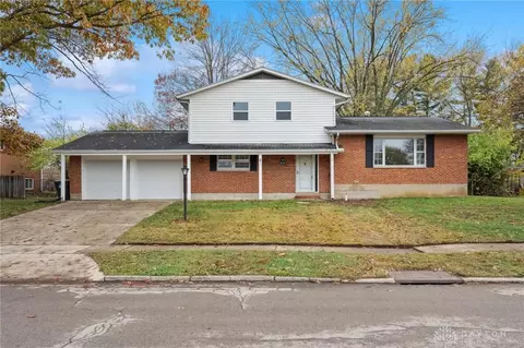 4579 Glenheath Dr, Kettering, OH 45440