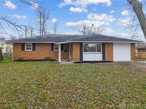5948 Woodmore Dr, Dayton, OH 45414