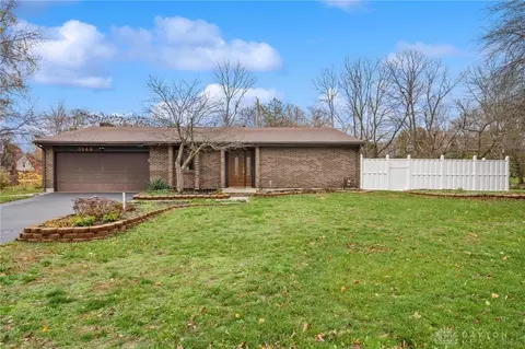 3648 Green Cove Ct, Beavercreek, OH 45430