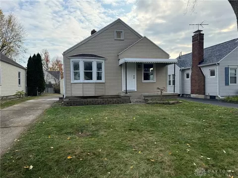 2932 Lansing Dr, Dayton, OH 45420