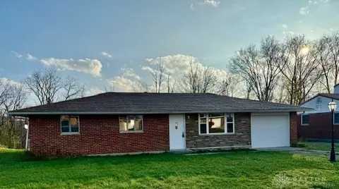 75 Terrace Park Blvd, Brookville, OH 45309