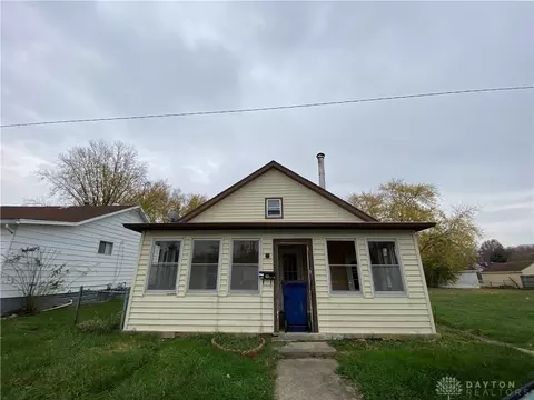 623 1st St, Piqua, OH 45356