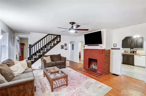 1448 Elmdale Dr, Dayton, OH 45409