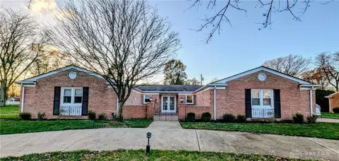 6401 Seton Hill St, Washington Township, OH 45459
