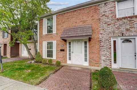 2217 Barclay Ct, Fairborn, OH 45324