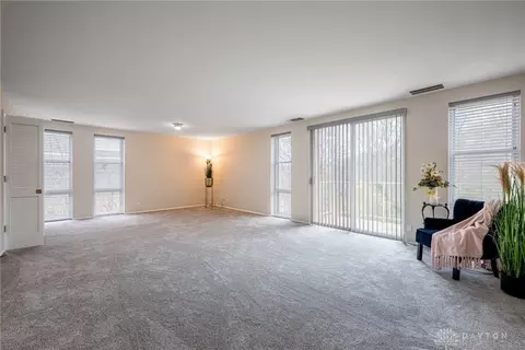 2230 S Patterson Blvd #31, Kettering, OH 45409 photo 4