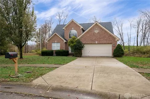 253 Red Cedar Ct, Maineville, OH 45039 photo 3