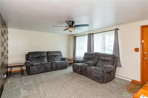 38 N Douglas Ave, Springfield, OH 45503 photo 5