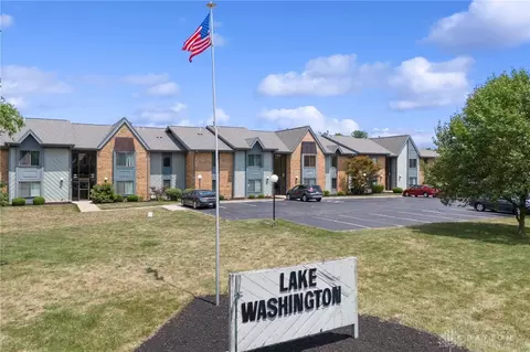 1953 Washington South Dr, Dayton, OH 45458
