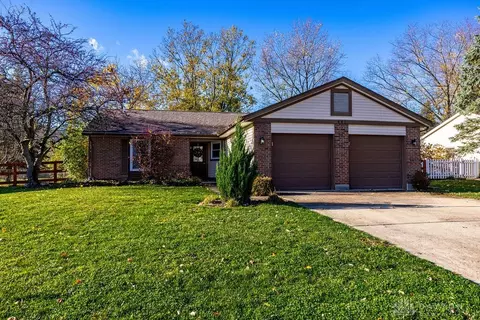 445 Renwood Pl, Springboro, OH 45066