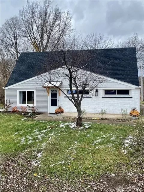 1213 Spruce St, Troy, OH 45373