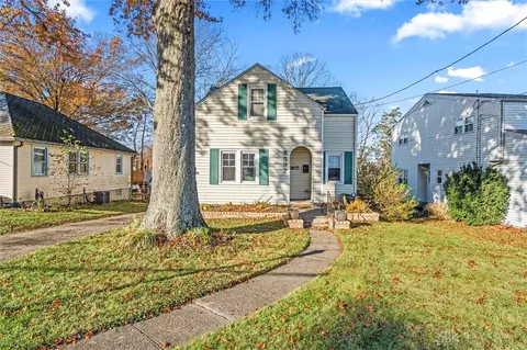 5597 Vogel Rd, Cincinnati, OH 45239