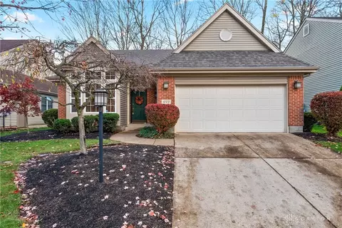 1777 Silverado Dr, Bellbrook, OH 45305