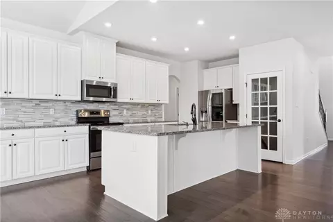 Kitchen - 603 Foxtail Ct, Troy, OH 45373 photo 4 of 4