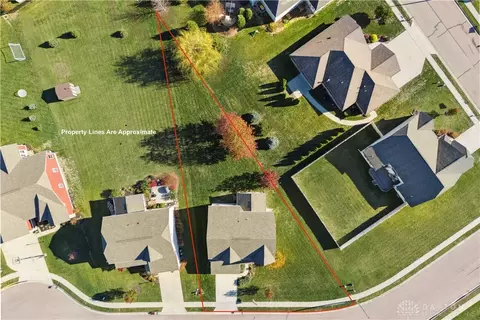 View/Area - 603 Foxtail Ct, Troy, OH 45373 photo 9 of 9