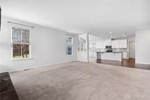 Living - 603 Foxtail Ct, Troy, OH 45373 photo 3 of 5