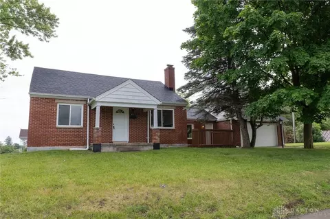 822 Elmhurst Rd, Dayton, OH 45417