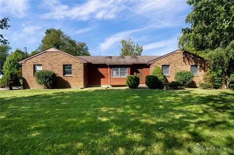 5555 Middle Urbana Rd, Springfield, OH 45502