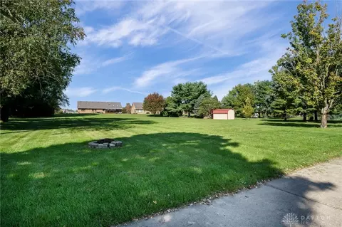 Exterior - 5555 Middle Urbana Rd, Springfield, OH 45502 photo 5 of 5