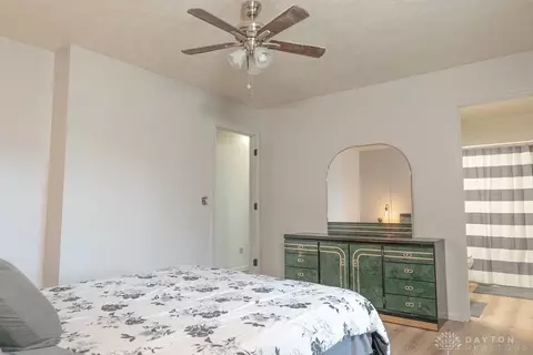 Bedroom - 5555 Middle Urbana Rd, Springfield, OH 45502 photo 4 of 5