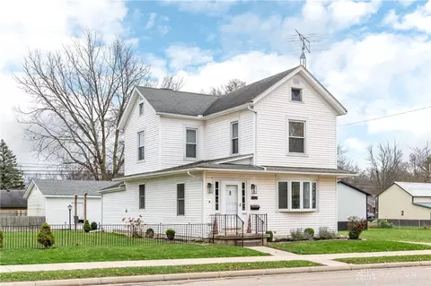 109 S Main St, West Alexandria, OH 45381