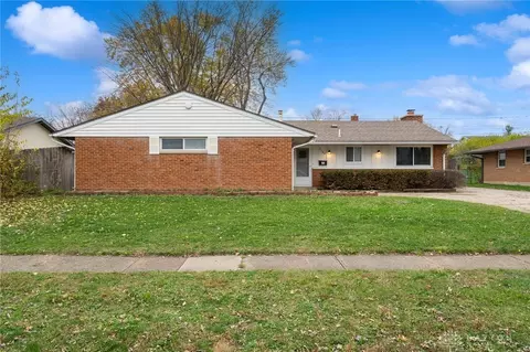 7149 Klyemore Dr, Dayton, OH 45424