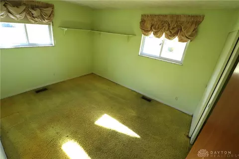 533 Deptford Ave, Centerville, OH 45429 photo 14