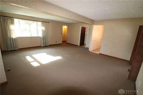 533 Deptford Ave, Centerville, OH 45429 photo 3