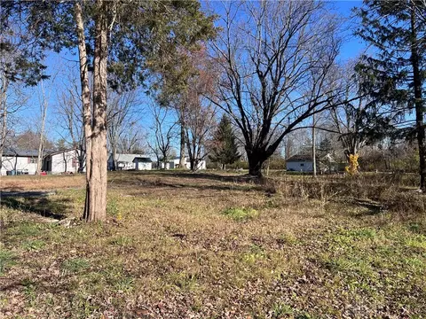 5657 Cuba Rd, Wilmington, OH 45177 photo 2