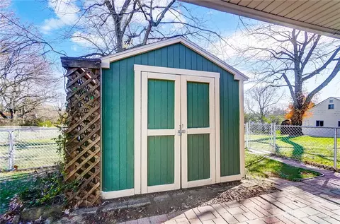 Exterior - 2832 Powhattan Pl, Kettering, OH 45420 photo 7 of 7