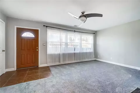 Living - 2832 Powhattan Pl, Kettering, OH 45420 photo 2 of 5